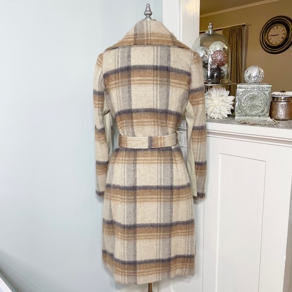 BCBGeneration Wool Belted Plaid Wrap Coat Tan Cream Winter Peacoat Small New - Picture 11 of 16